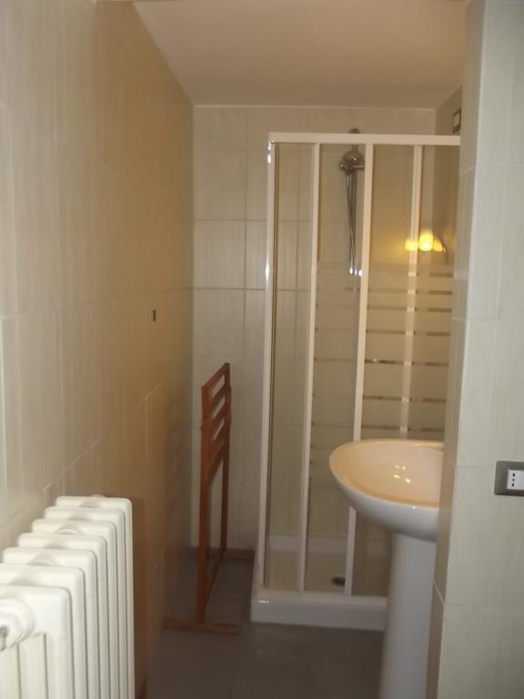 B&B Reillys Montecarotto Εξωτερικό φωτογραφία